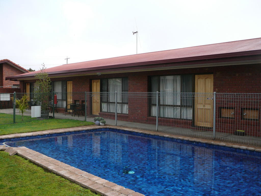 Murray River Motel Суон-Хилл Экстерьер фото