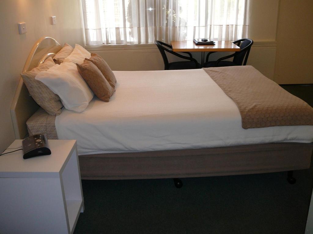 Murray River Motel Суон-Хилл Экстерьер фото